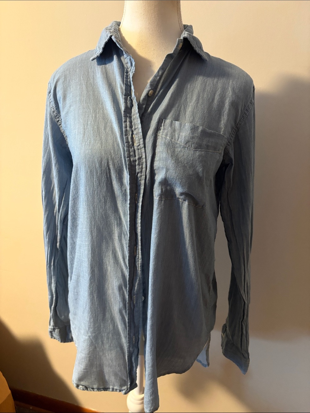 Denim & Supply Ralph Lauren Boyfriend Blue Denim Button-Down Shirt. Size Small